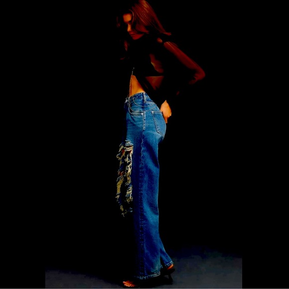 Anthropologie Pilcro Distressed Joey High-Rise Jeans-NWT size 29 waist - Picture 2 of 12